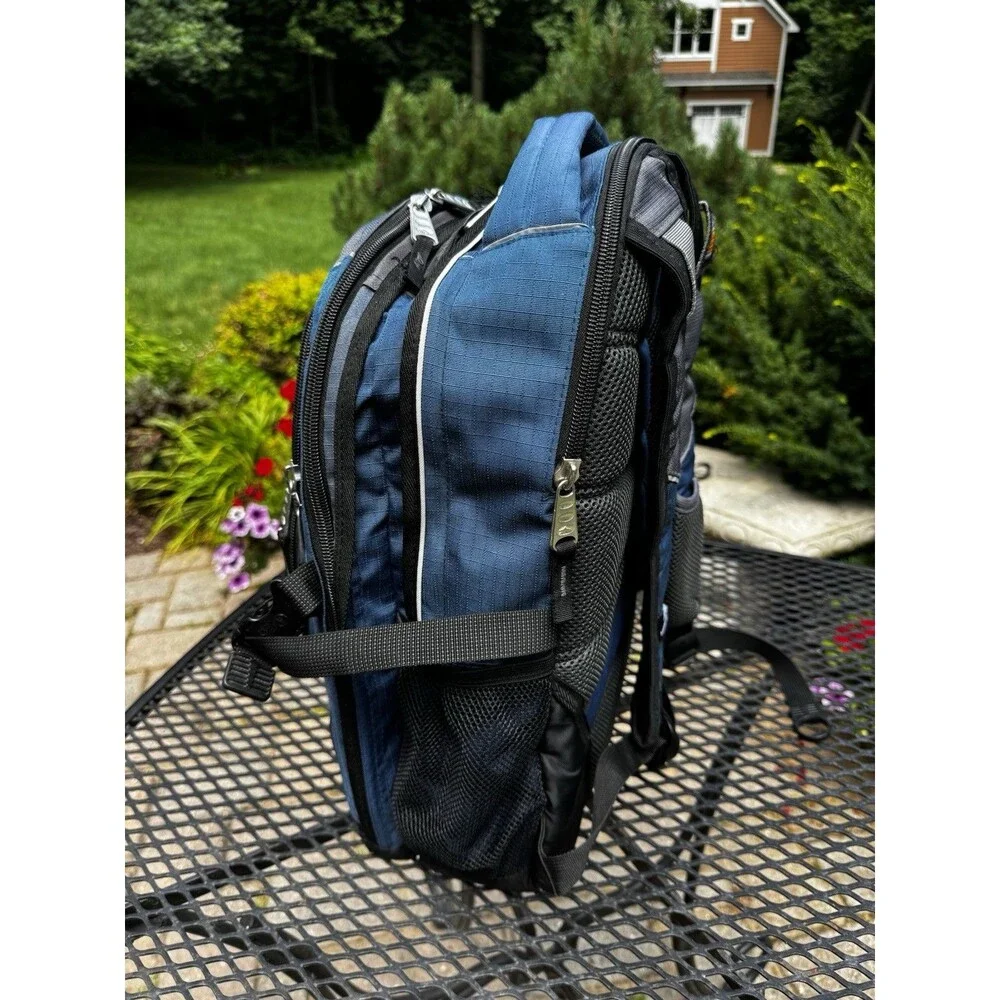 High Sierra Swerve Large Laptop Backpack Suspension Strap System Blue Gray Black